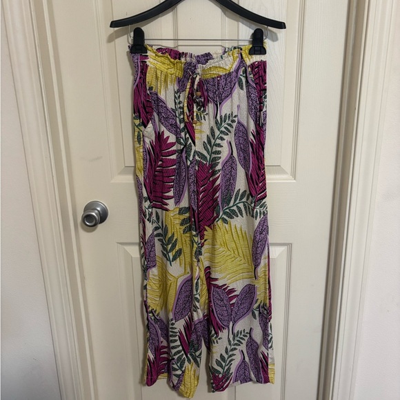 Jane + Delancey Tropical Leaf Matching SET —
Blouse & Wide-Leg Pants | XS - Picture 12 of 12